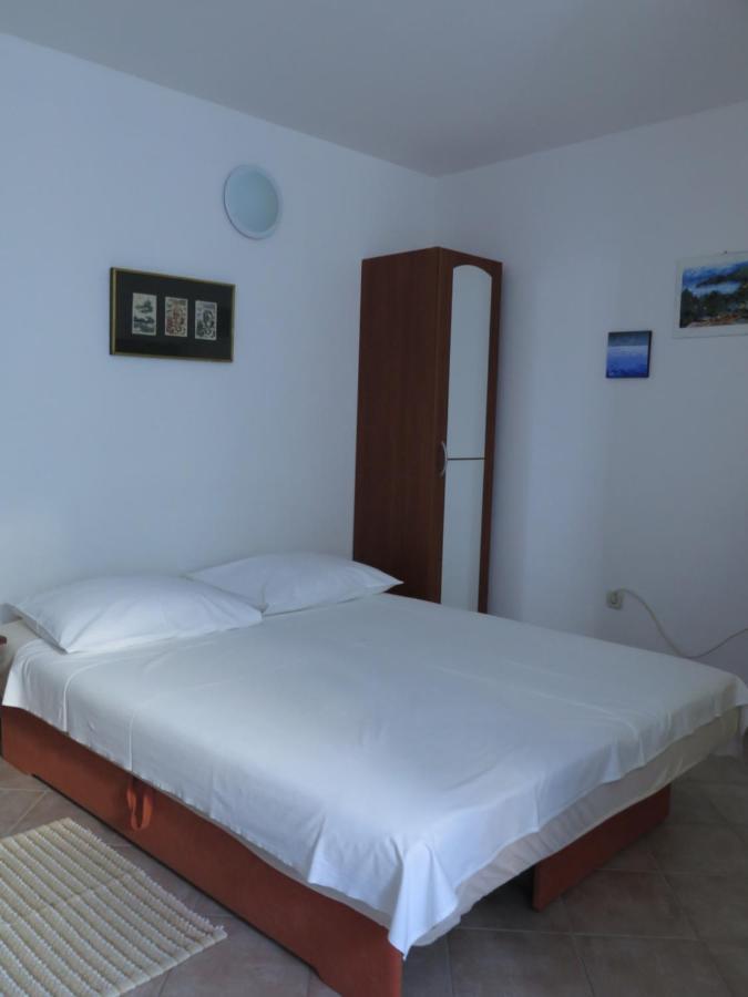 Apartments Biba & Lucy ราชานาส ภายนอก รูปภาพ